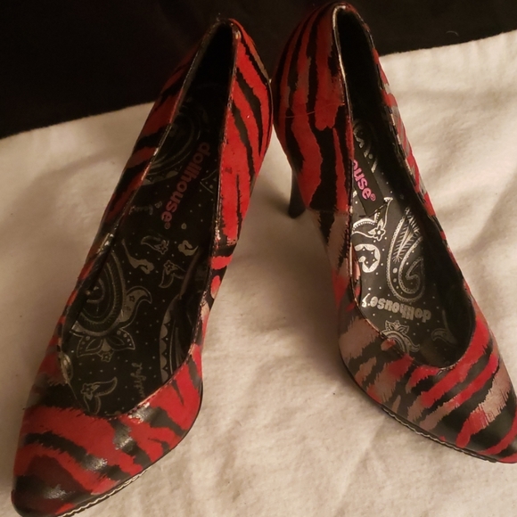 🤯3/$12 Dollhouse Red & Black Heels Goth Punk Rocker 6 - Picture 3 of 6